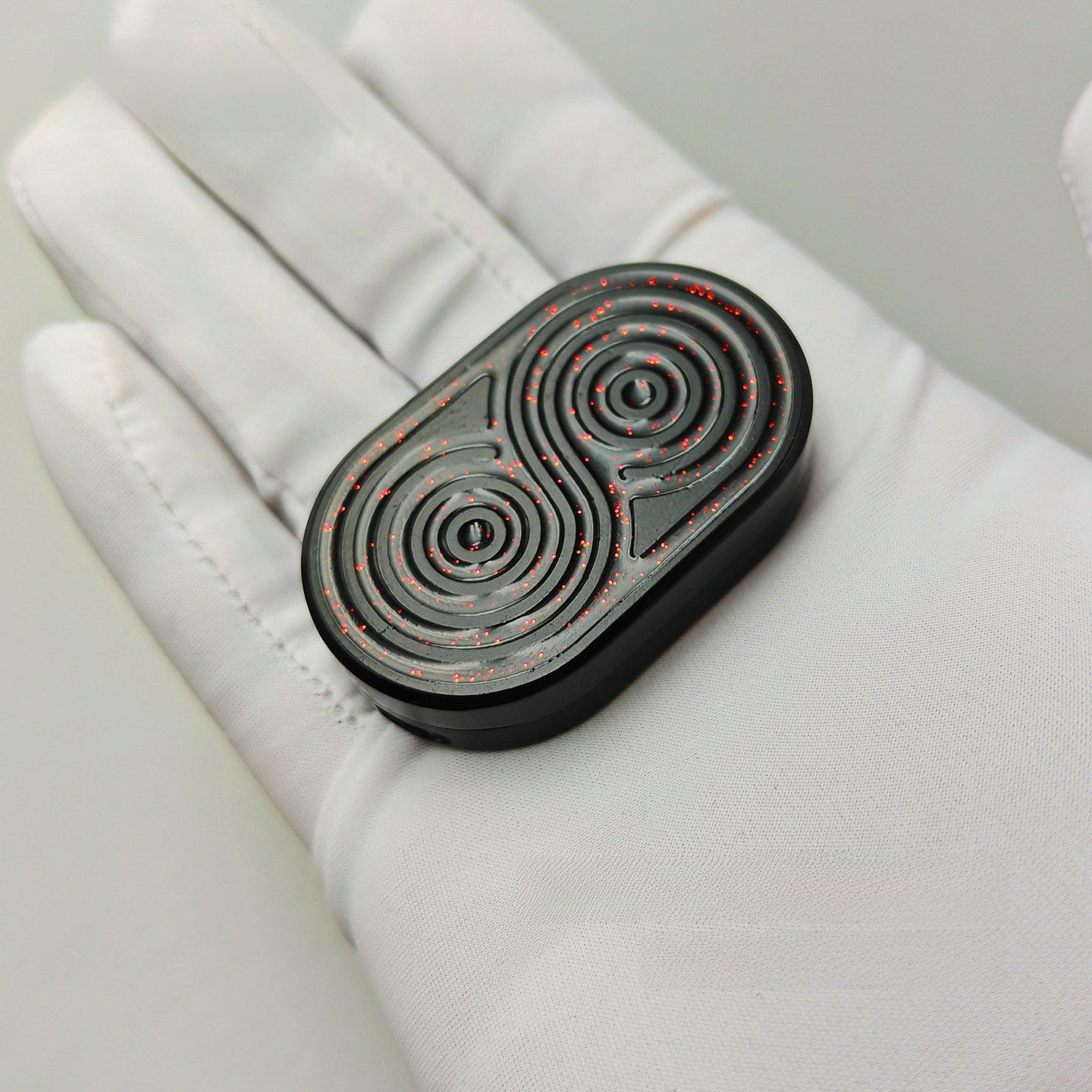 Metal push card fidget toy with clicking buttons