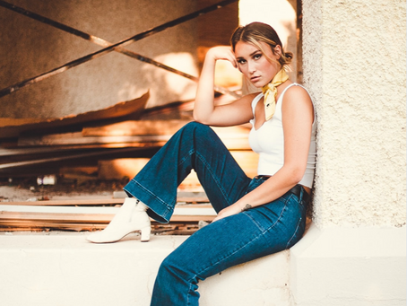 The Trendiest Jeans for Autumn/Winter 22/23 To Adopt Now!