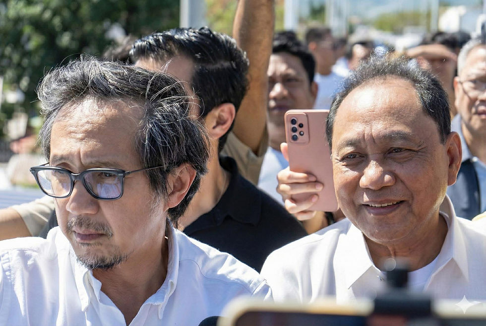 Engr. Simon N. Arias (right) with Secretary of the Philippines' Department of Public Works and Highways (DPWH) Vince Dizon.