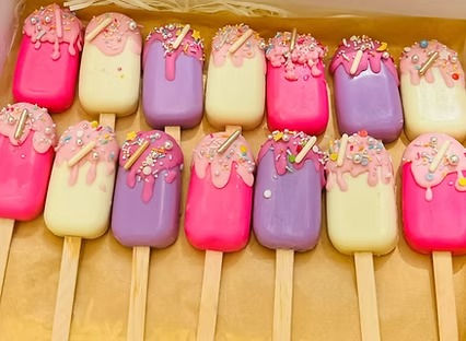 Thumbnail: Happy birthday gift box of 12 cakesicles