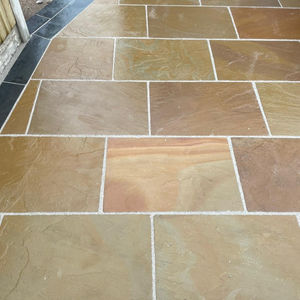 Rippon Buff Tumbled 900mm x 600mm 