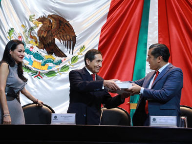 Secretario de Hacienda entregó a la Cámara de Diputados en Paquete Económico 2024