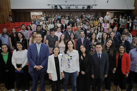 Lía Limón invitó a los jóvenes a salir a votar y a revisar propuestas y trayectoria de candidatos