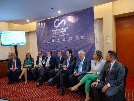 Presentan organizaciones Compromisos por el agua - Decálogo para Detonar Soluciones
