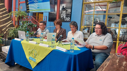 Trabajadores de Institutos de Salud exigen un Contrato Colectivo y respeto a sus derechos laborales.