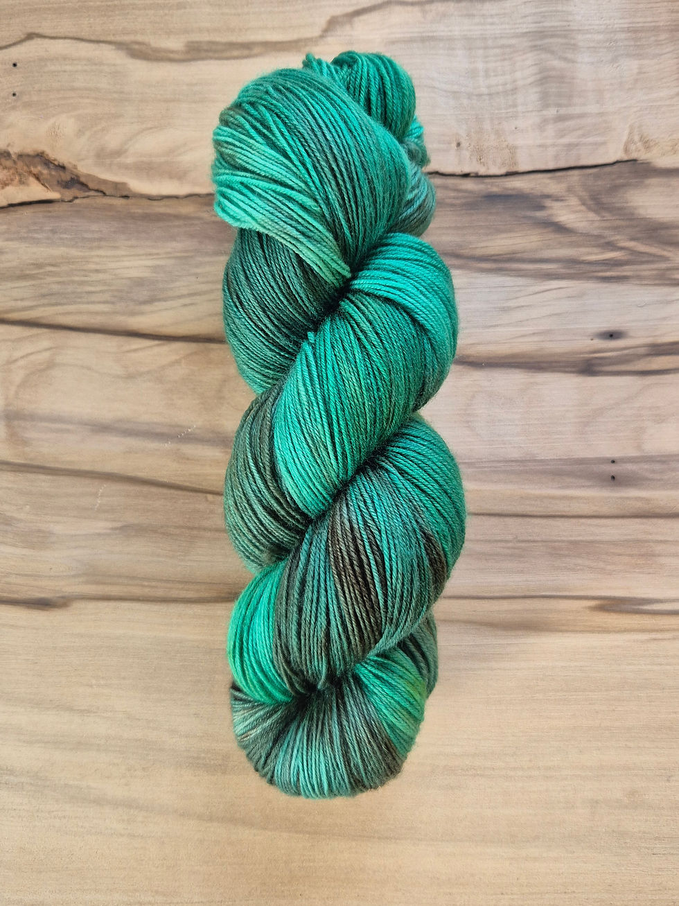 Emerald Green 2 Ply / Lace Weight 100% Pure Weight Merino Wool Yarn - 100 grams