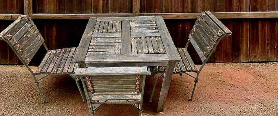 Outdoor Table with 3 chair's AU$125