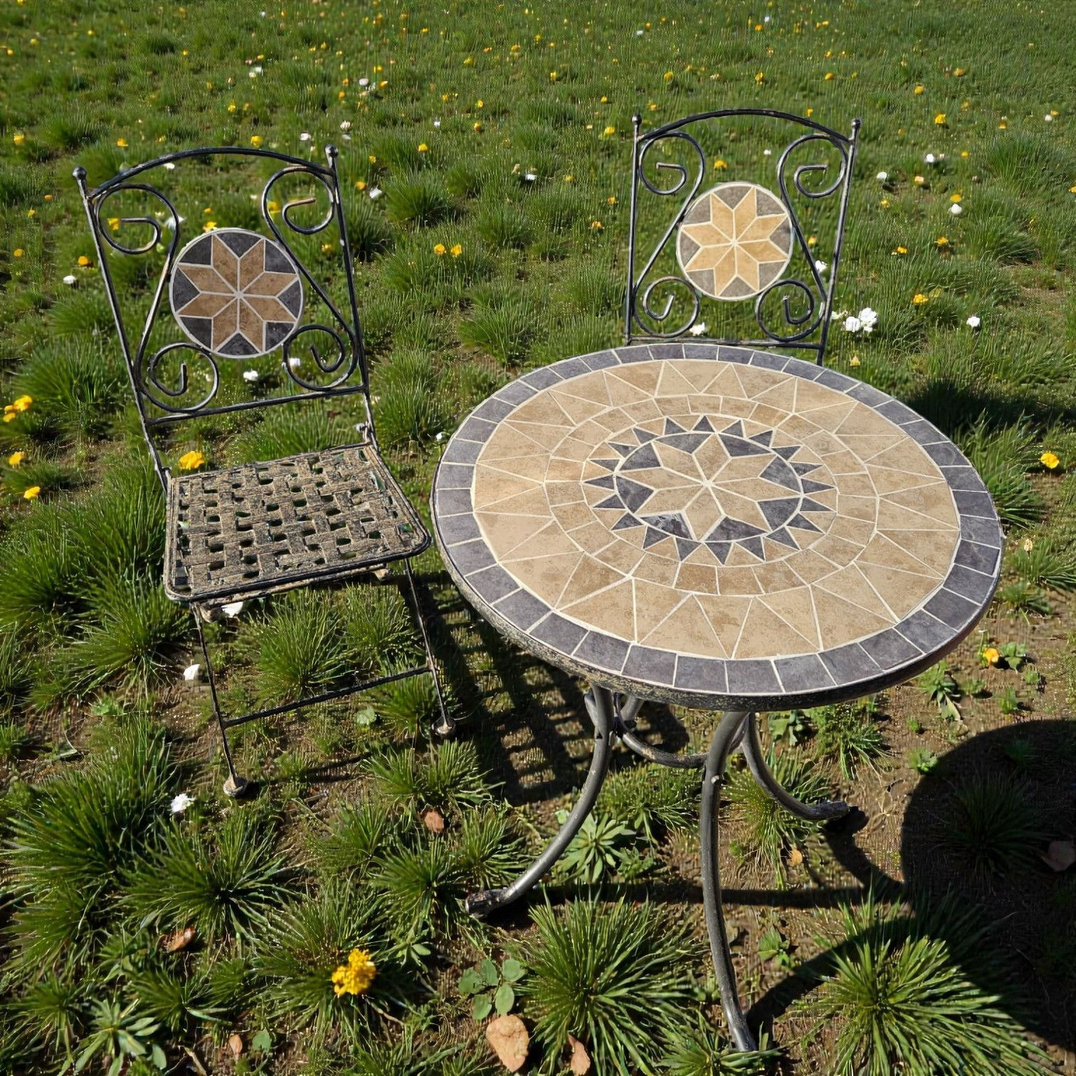 Mosaic Bistro Outdoor Patio Furniture Metal Table And Chairs (Dimensions: 72x60)