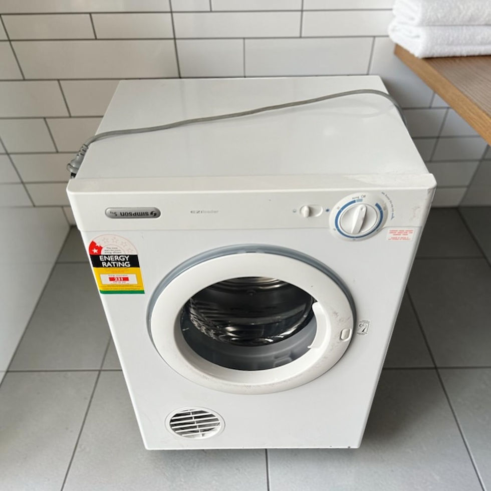 White Simpson Vented Clothes Dryer