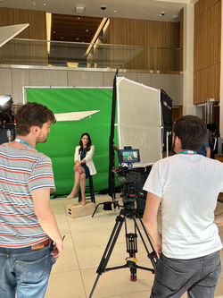 Ruby at Freddie 3 BTS