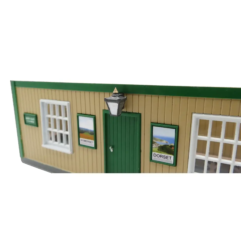 Thumbnail: Shillingstone Station Down Shelter