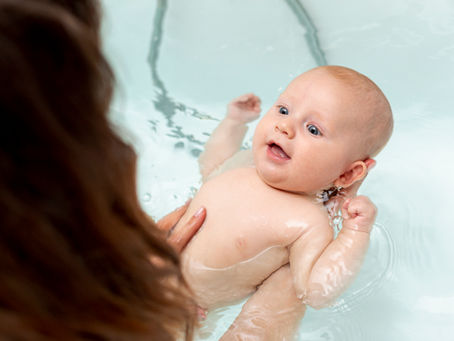 Banho do Recém-Nascido: Passo a Passo para um Banho Seguro e Relaxante 🛁👶