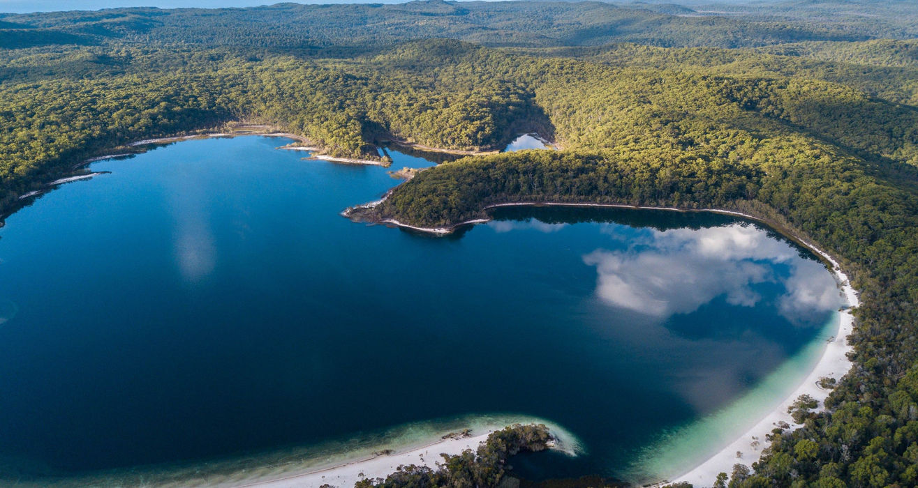 Fraser Island 2 day 4WD safari tour 
