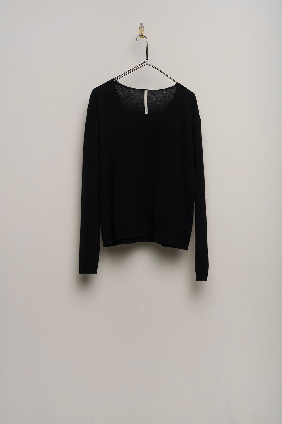 Thumbnail: #2674 / cashmere wool v neck pullover