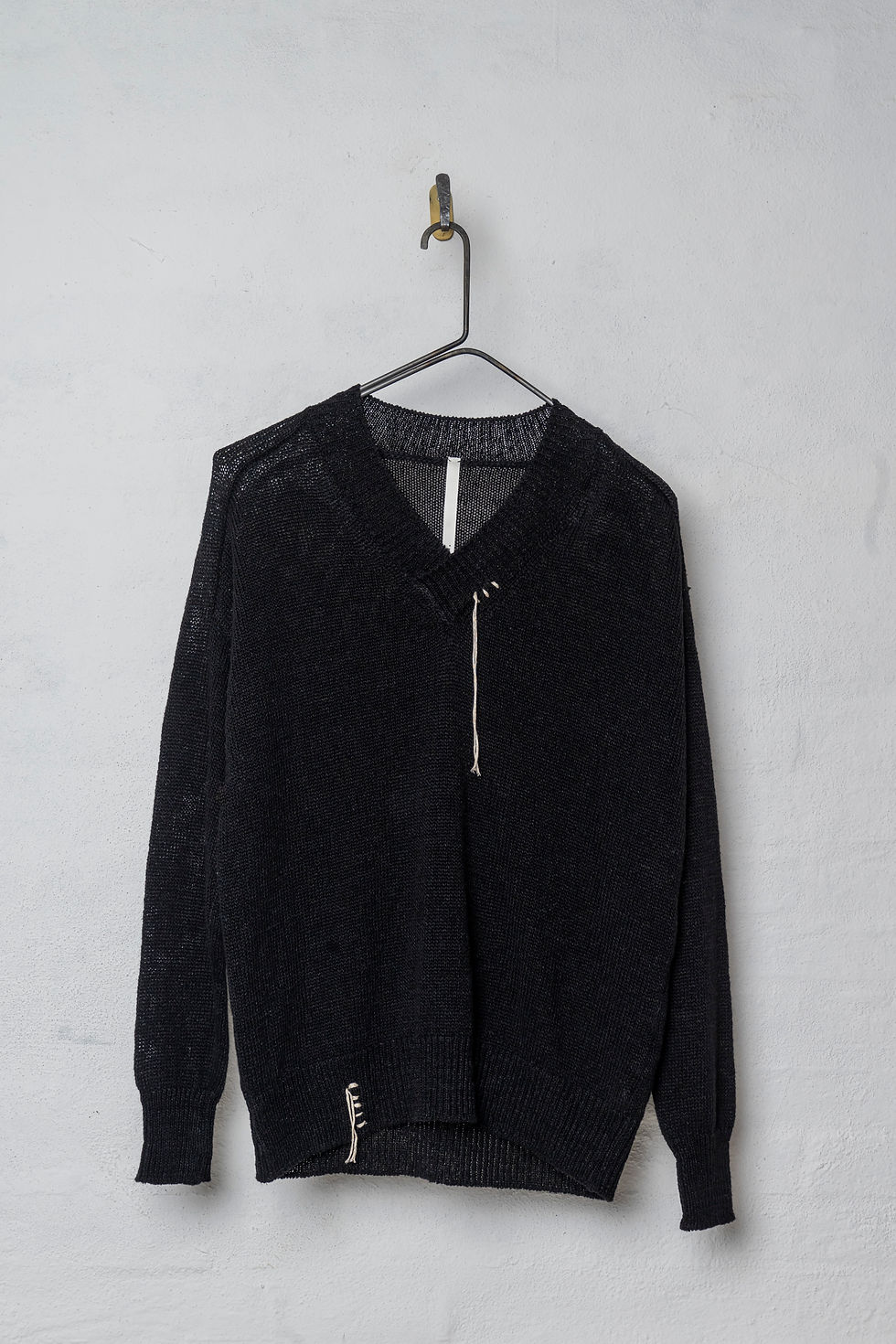 Thumbnail: V NECK PULLOVER