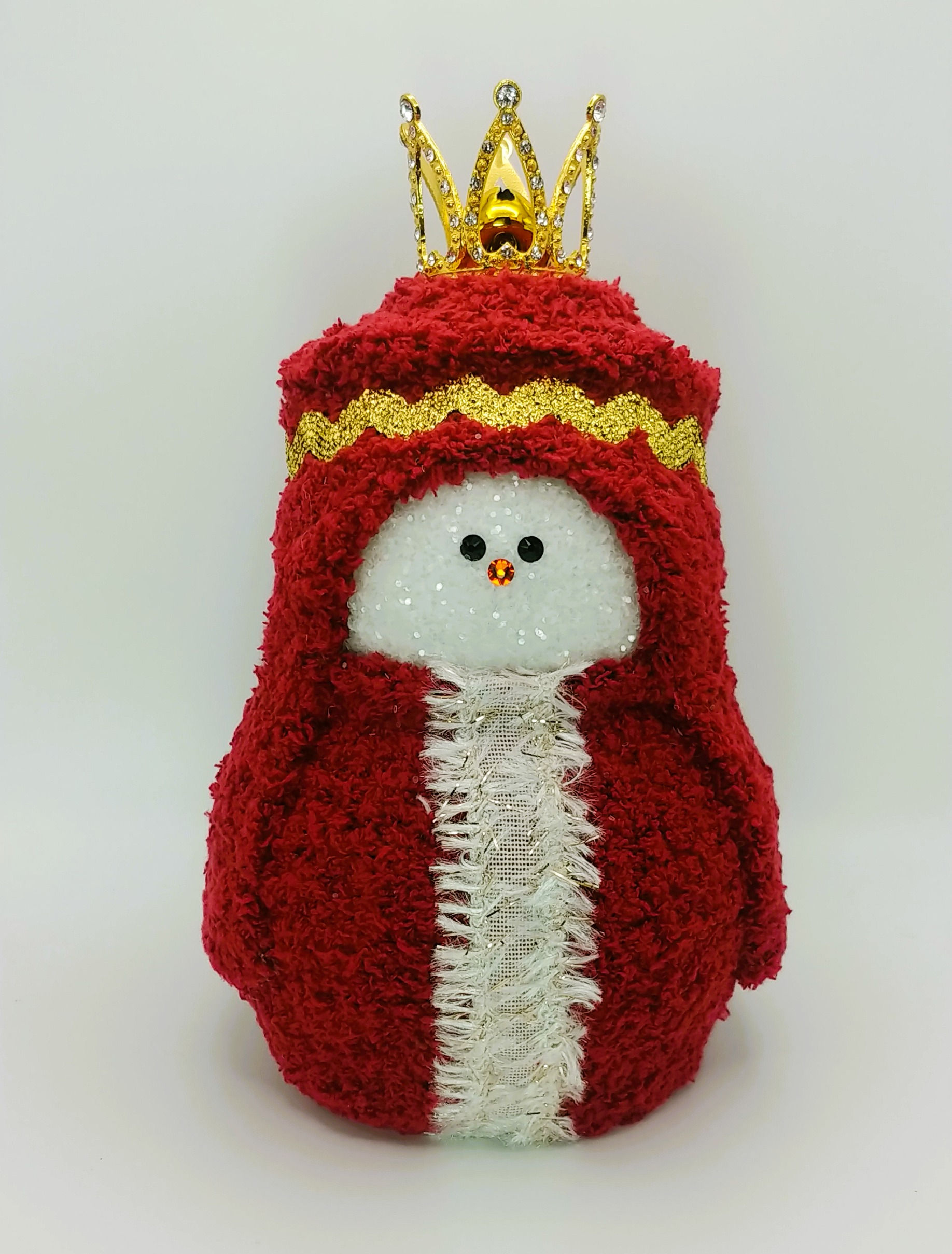 Gold King is a 3D printed, hand-crafted Christmas decoration. Three wise men theme, designed by SnowElfyz.