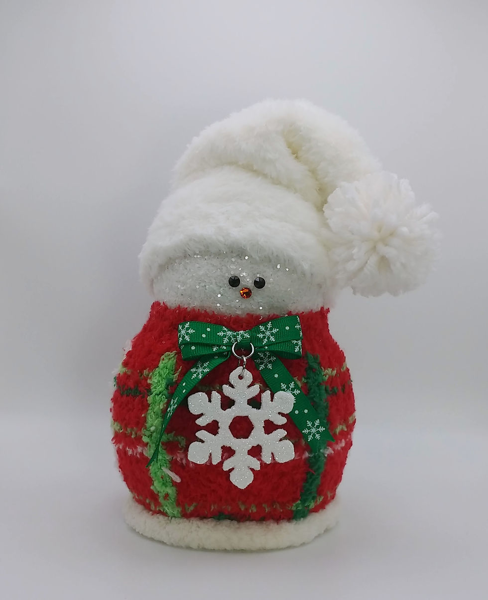 3D printed and handcrafted snowman designed by Snow Elfyz.