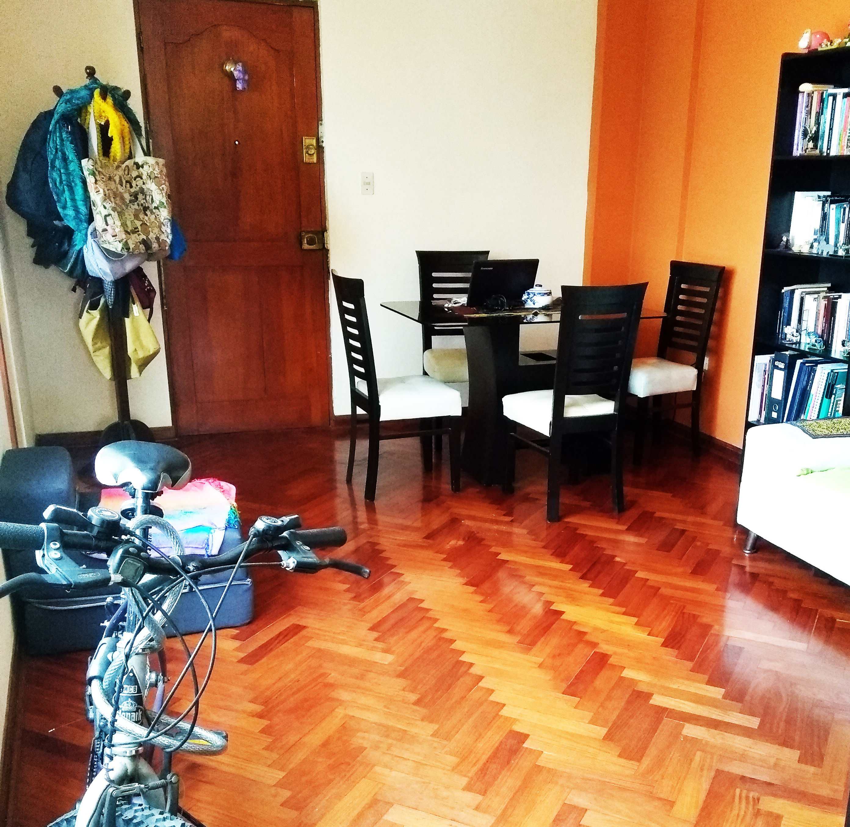 EXCLUSIVA: Depa por la Av Bolívar