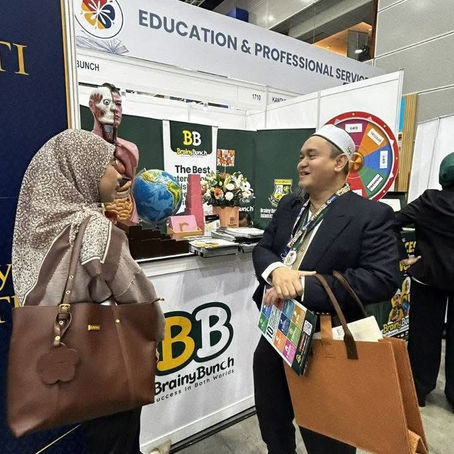 Anak Baru 7 Bulan, Tapi Puan Anis Dah Mula Fikir Tentang Sekolah