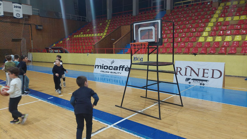 IMG-dbf7d522853439c1528c50a64e5c6a45-V