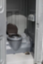 intérieur-toilette-chimique_Conteneurs Mira