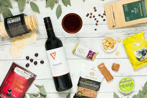 Wine & Nibbles Gourmet Hamper | Wine Gift Australia