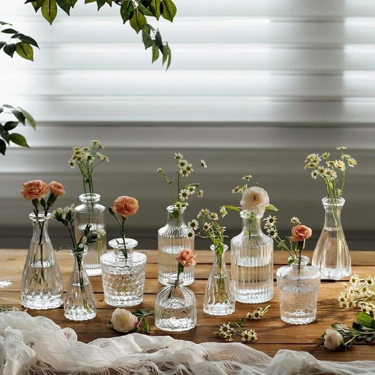 Thumbnail: Bud Vases
