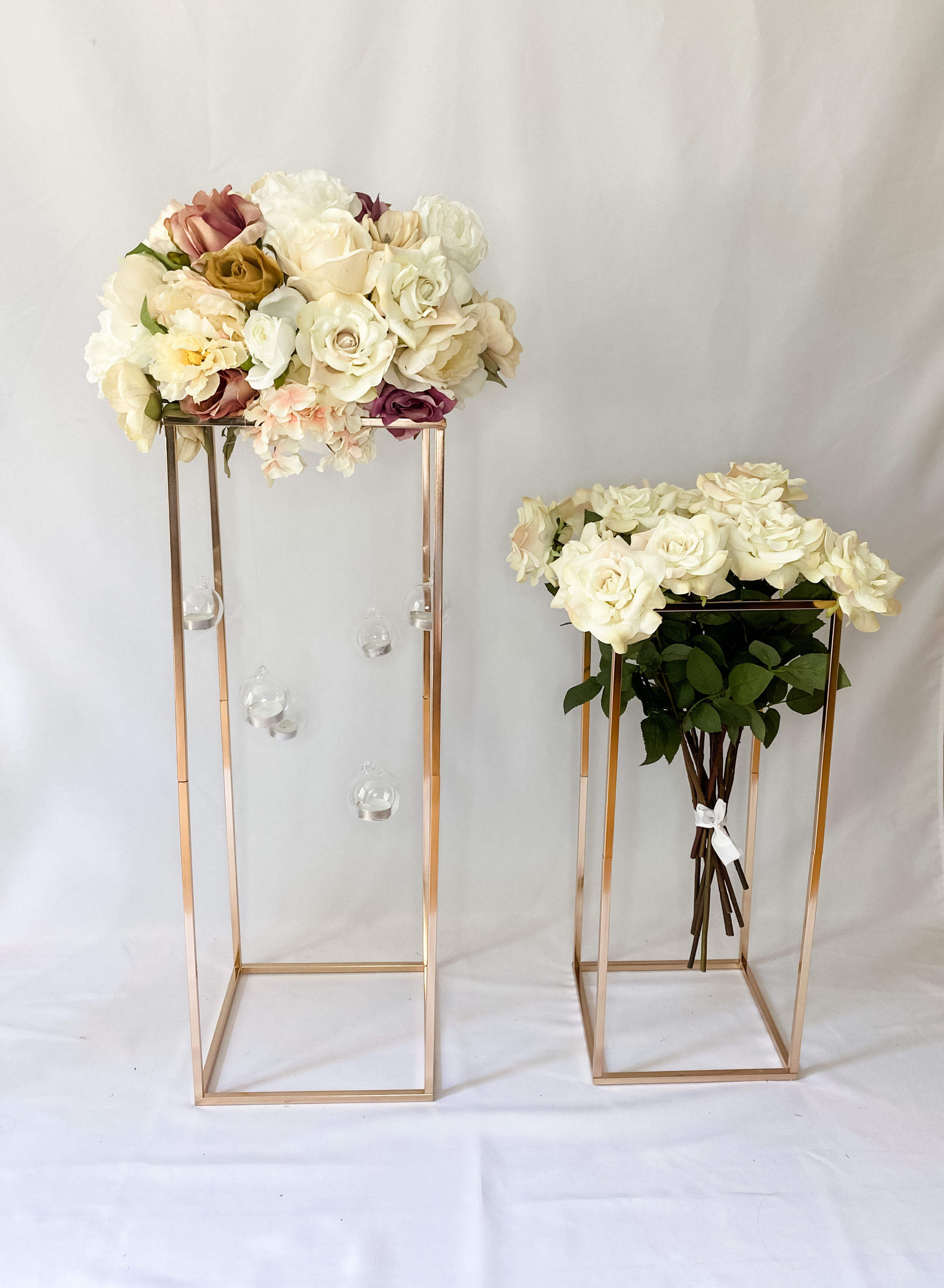 Centrepiece Gold Column Vase Plinth Stands