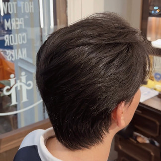 barber, barbershop, tiệm tóc nam, cắt tóc nam, tiệm hớt tóc, hớt tóc nam, tóc nam đẹp, tiệm cắt tóc quận 3, tiệm tóc quận 10, tiệm tóc quận 5, tóc nam lịch sự, tóc nam cổ điển, tóc nam đi tiệt, cắt tóc nam ở đâu, tạo kiểu tóc, sấy tóc, cắt tóc, tóc nam sành điệu, tóc đẹp quận 3, nhuộm tóc nam, uốn tóc, ép side, sidepart, longtrim, buzzcut, tóc chải, pomade, undercut, pompadour, gentleman