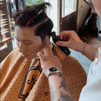 cạo râu khăn nóng, barber, barbershop, tiệm tóc nam, cắt tóc nam, tiệm hớt tóc, hớt tóc nam, tóc nam đẹp, tiệm cắt tóc quận 3, tiệm tóc quận 10, tiệm tóc quận 5, tóc nam lịch sự, tóc nam cổ điển, tạo kiểu tóc, sấy tóc, cắt tóc, tóc nam sành điệu, tóc đẹp quận 3, nhuộm tóc nam, uốn tóc, ép side, sidepart, buzzcut, tóc chải, pomade, undercut, pompadour,