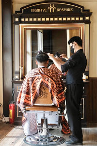 Highfive barbershop Tân Bình, ưu đãi hớt tóc, tiệm hớt tóc đẹp Tân Bình