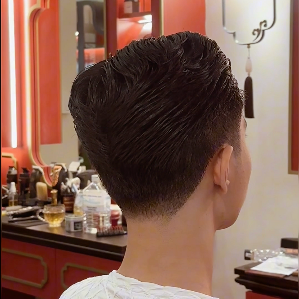 bespoke barbering, bespokecoloring, bespoke home service, barber home service, cạo râu khăn nóng, barber, barbershop, tiệm tóc nam, cắt tóc nam, tiệm hớt tóc, hớt tóc nam, tóc nam đẹp, tiệm cắt tóc quận 3, tiệm tóc quận 10, tiệm tóc quận 5, tóc nam lịch sự, tóc nam cổ điển, tạo kiểu tóc, sấy tóc, cắt tóc, tóc nam sành điệu, tóc đẹp quận 3, nhuộm tóc nam, uốn tóc, ép side