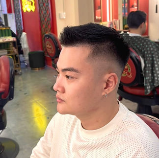 barber, barbershop, tiệm tóc nam, cắt tóc nam, tiệm hớt tóc, hớt tóc nam, tóc nam đẹp, tiệm cắt tóc quận 3, tiệm tóc quận 10, tiệm tóc quận 5, tóc nam lịch sự, tóc nam cổ điển, tóc nam đi tiệt, cắt tóc nam ở đâu, tạo kiểu tóc, sấy tóc, cắt tóc, tóc nam sành điệu, tóc đẹp quận 3, nhuộm tóc nam, uốn tóc, ép side, sidepart, longtrim, buzzcut, tóc chải, pomade, undercut, pompadour, gentleman