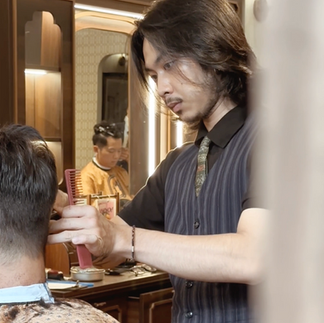 barber, barbershop, tiệm tóc nam, cắt tóc nam, tiệm hớt tóc, hớt tóc nam, tóc nam đẹp, tiệm cắt tóc quận 3, tiệm tóc quận 10, tiệm tóc quận 5, tóc nam lịch sự, tóc nam cổ điển, tóc nam đi tiệt, cắt tóc nam ở đâu, tạo kiểu tóc, sấy tóc, cắt tóc, tóc nam sành điệu, tóc đẹp quận 3, nhuộm tóc nam, uốn tóc, ép side, sidepart, longtrim, buzzcut, tóc chải,