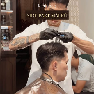 cạo râu khăn nóng, barber, barbershop, tiệm tóc nam, cắt tóc nam, tiệm hớt tóc, hớt tóc nam, tóc nam đẹp, tiệm cắt tóc quận 3, tiệm tóc quận 10, tiệm tóc quận 5, tóc nam lịch sự, tóc nam cổ điển, tạo kiểu tóc, sấy tóc, cắt tóc, tóc nam sành điệu, tóc đẹp quận 3, nhuộm tóc nam, uốn tóc, ép side, sidepart, buzzcut, tóc chải, pomade, undercut, pompadour