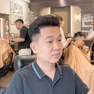 bespoke barbering, bespokecoloring, bespoke home service, cắt tóc tận nơi, cắt tóc tận nhà, barber home service, cạo râu khăn nóng, barber, barbershop, tiệm tóc nam, cắt tóc nam, tiệm hớt tóc, hớt tóc nam, tóc nam đẹp, tiệm cắt tóc quận 3, tiệm tóc quận 10, tiệm tóc quận 5, tóc nam lịch sự, tóc nam cổ điển, cắt tóc, nhuộm tóc nam, uốn tóc, ép side