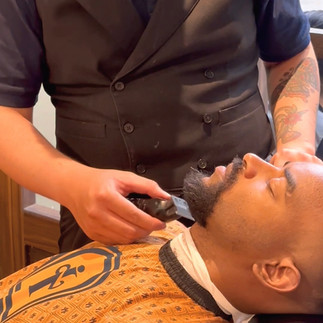 barber, barbershop, tiệm tóc nam, cắt tóc nam, tiệm hớt tóc, hớt tóc nam, tóc nam đẹp, tiệm cắt tóc quận 3, tiệm tóc quận 10, tiệm tóc quận 5, tóc nam lịch sự, tóc nam cổ điển, tóc nam đi tiệt, cắt tóc nam ở đâu, tạo kiểu tóc, sấy tóc, cắt tóc, tóc nam sành điệu, tóc đẹp quận 3, nhuộm tóc nam, uốn tóc, ép side, sidepart, longtrim, buzzcut, tóc chải, pomade, undercut, pompadour, gentleman,