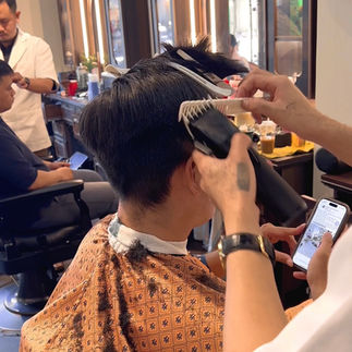 barber, barbershop, tiệm tóc nam, cắt tóc nam, tiệm hớt tóc, hớt tóc nam, tóc nam đẹp, tiệm cắt tóc quận 3, tiệm tóc quận 10, tiệm tóc quận 5, tóc nam lịch sự, tóc nam cổ điển, tóc nam đi tiệt, cắt tóc nam ở đâu, tạo kiểu tóc, sấy tóc, cắt tóc, tóc nam sành điệu, tóc đẹp quận 3, nhuộm tóc nam, uốn tóc, ép side, sidepart, longtrim, buzzcut, tóc chải, pomade, undercut, pompadour, gentleman,