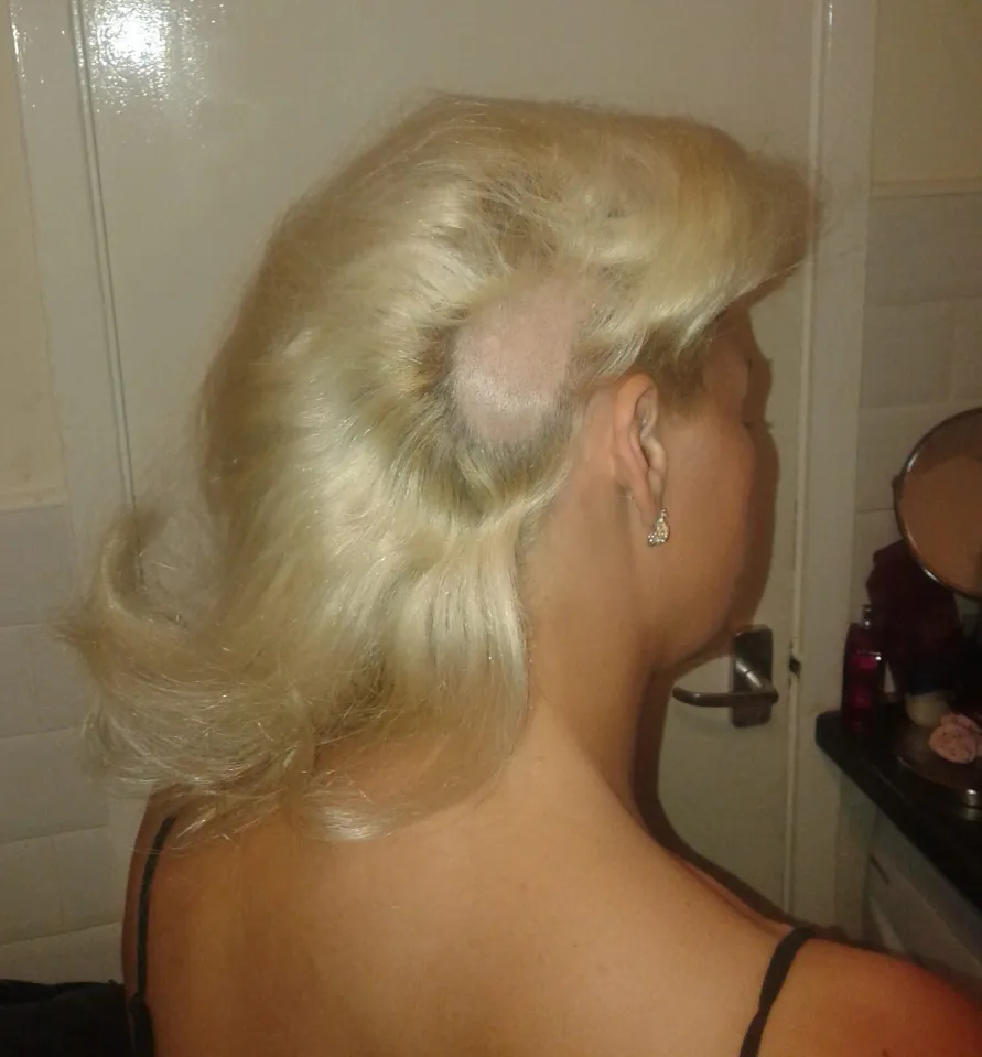 có nên tẩy tóc tại nhà không, những hậu quả khi tự tẩy tóc tại nhà, hiểm hoa khi tẩy tóc tại nhà