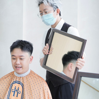 Tổ chức sự kiện công ty, Phúc lợi nhân viên độc đáo, Cắt tóc tận nơi, Mobile Barber, Highfive Barbershop, Ý tưởng 19/11, Ý tưởng 20/11, Tiệc tất niên, cắt tóc tại văn phòng, cắt tóc sự kiện