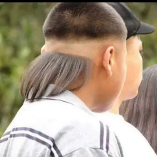 cạo râu khăn nóng, barber, barbershop, tiệm tóc nam, cắt tóc nam, tiệm hớt tóc, hớt tóc nam, tóc nam đẹp, tiệm cắt tóc quận 3, tiệm tóc quận 10, tiệm tóc quận 5, tóc nam lịch sự, tóc nam cổ điển, tạo kiểu tóc, sấy tóc, cắt tóc, tóc nam sành điệu, tóc đẹp quận 3, nhuộm tóc nam, uốn tóc, ép side, sidepart, buzzcut, tóc chải, pomade, undercut, pompadour,