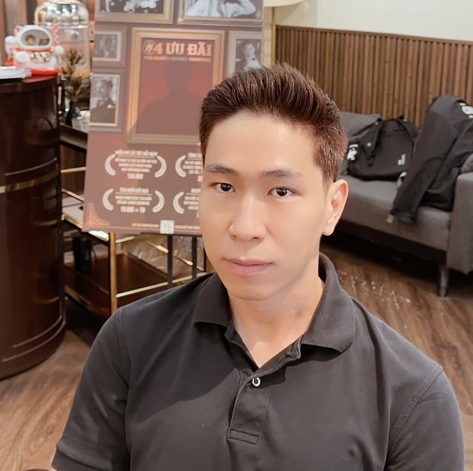 Tết nên nhuộm tóc màu nâu trầm