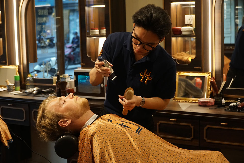 barber, barbershop, tiệm tóc nam, cắt tóc nam, tiệm hớt tóc, hớt tóc nam, tóc nam đẹp, tiệm cắt tóc quận 3, tiệm tóc quận 10, tiệm tóc quận 5, tóc nam lịch sự, tóc nam cổ điển, tóc nam đi tiệt, cắt tóc nam ở đâu, tạo kiểu tóc, sấy tóc, cắt tóc, tóc nam sành điệu, tóc đẹp quận 3, nhuộm tóc nam, uốn tóc, ép side, sidepart, longtrim, buzzcut, tóc chải, pomade, undercut, pompadour, gentleman