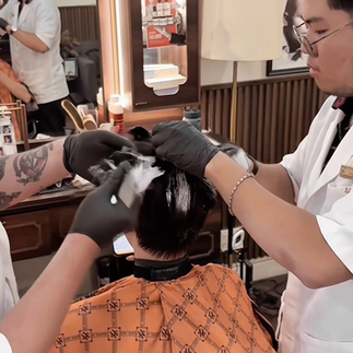 Nhuộm Tóc Màu Gì Chơi Tết? Bạch Kim 11.0 - Màu Tóc Nam Hot Nhất 2026