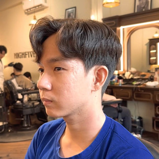 cạo râu khăn nóng, barber, barbershop, tiệm tóc nam, cắt tóc nam, tiệm hớt tóc, hớt tóc nam, tóc nam đẹp, tiệm cắt tóc quận 3, tiệm tóc quận 10, tiệm tóc quận 5, tóc nam lịch sự, tóc nam cổ điển, tạo kiểu tóc, sấy tóc, cắt tóc, tóc nam sành điệu, tóc đẹp quận 3, nhuộm tóc nam, uốn tóc, ép side, sidepart, buzzcut, tóc chải, pomade, undercut, pompadour