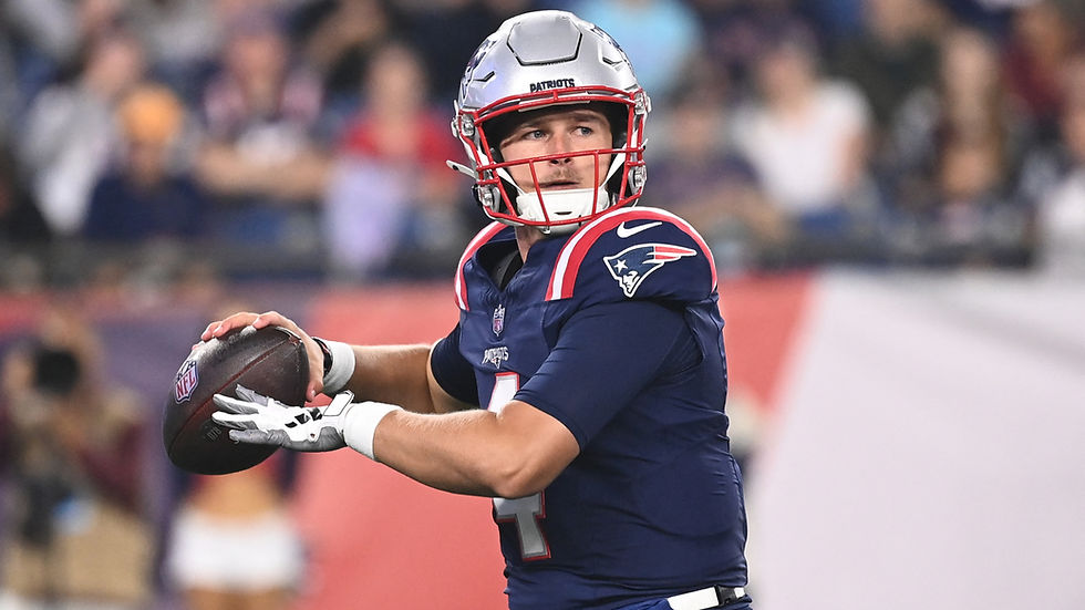 Jets Sign Former Patriots Quarterback