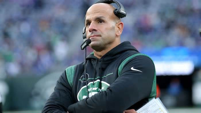 Jets Head Coach Robert Saleh Joins Ever-growing COVID List 