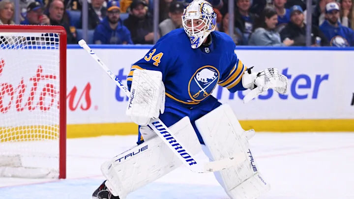 Sabres Get Alex Lyon News As Team Goes Into Lion's Den Against Stars Looking For 10th-Straight Win