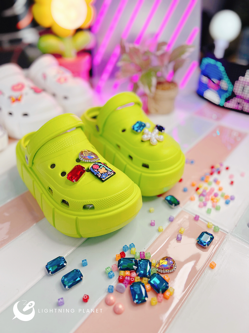 Thumbnail: DIY Shoes Green