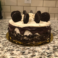 Oreo Drip Cake
